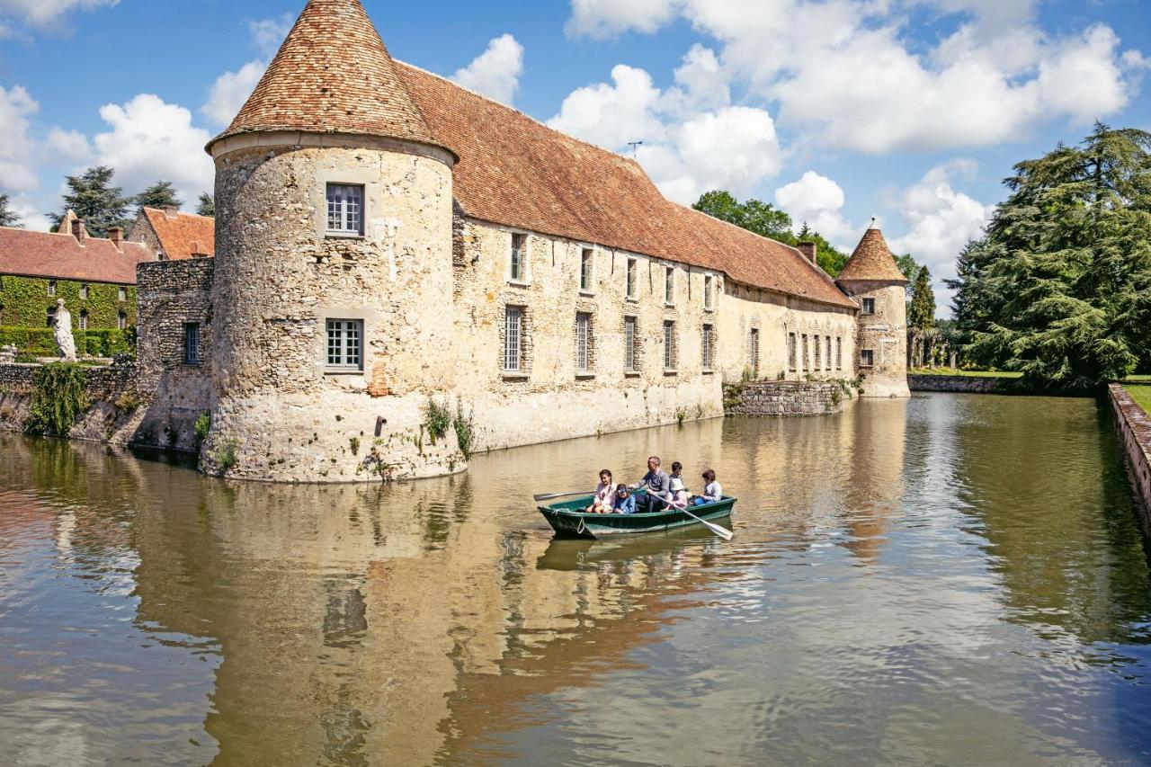 Chateau De Villiers-Le-Mahieu Bagian luar foto